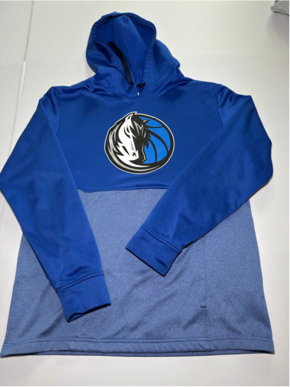 Fanatics Dallas Mavericks men’s two tone blue hoodie sz M